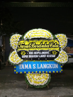 Papan Bunga Duka di Mattoangin